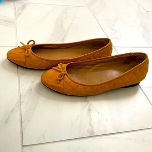 TALBOTS ballet flats EUC velvet and patent